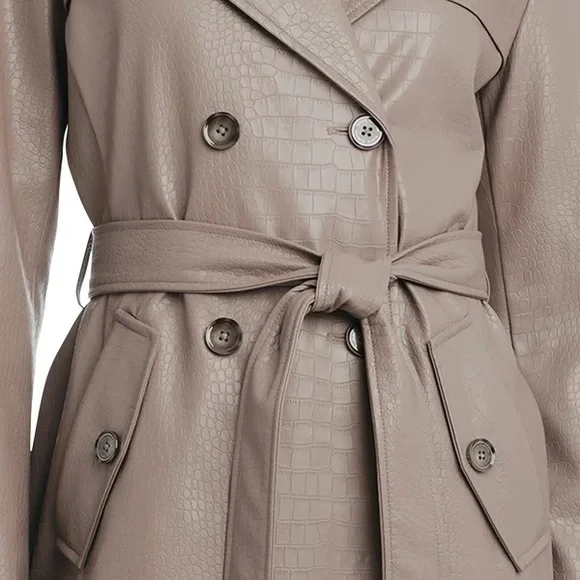 Vince Camuto Tan Trench Coat with Tailored Silhouette and Structured Shoulders - Picture 5 of 6